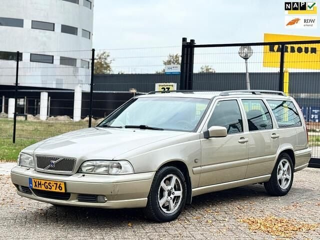Beige Gebruikt 1998 Volvo V70 Stationwagen | € 1.850 (Eerlijke prijs) - Afbeelding 1/4