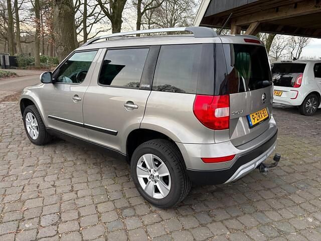 Occasion Skoda Yeti Outdoor Adventure 105 PK (77 kW) 2015 Beige (metallic) SUV