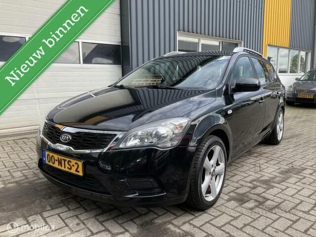 Zwart Gebruikt 2010 Kia Ceed Stationwagen | € 3.750 (Goede deal) - Afbeelding 1/4