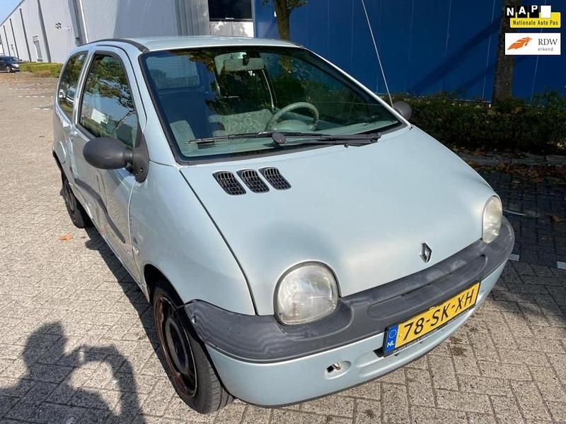 Grijs Occasion 2006 Renault Twingo Hatchback | € 490 (Super prijs) - Afbeelding 1/4