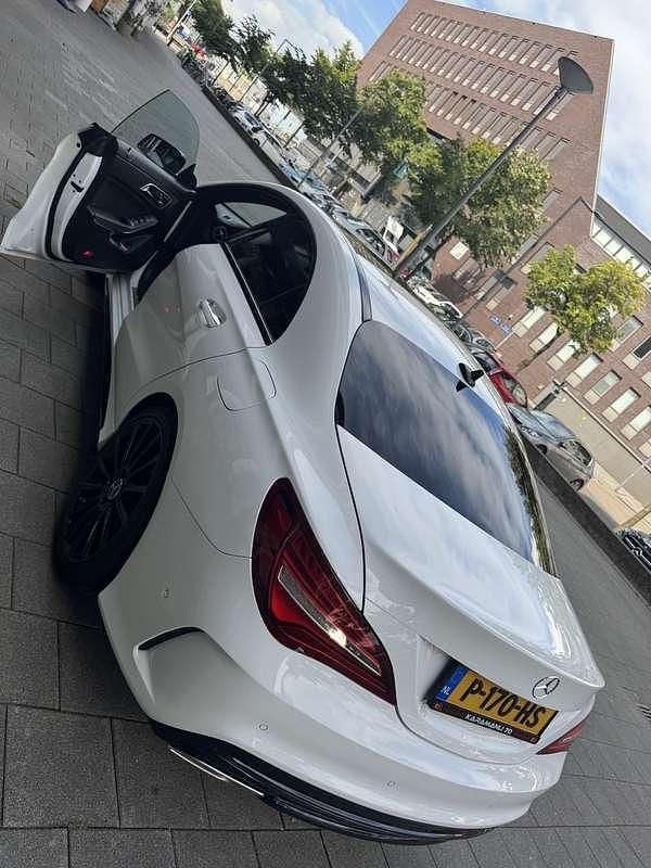 Occasion Mercedes CLA180 AMG line 122 PK (89 kW) 2018 Zwart Sedan