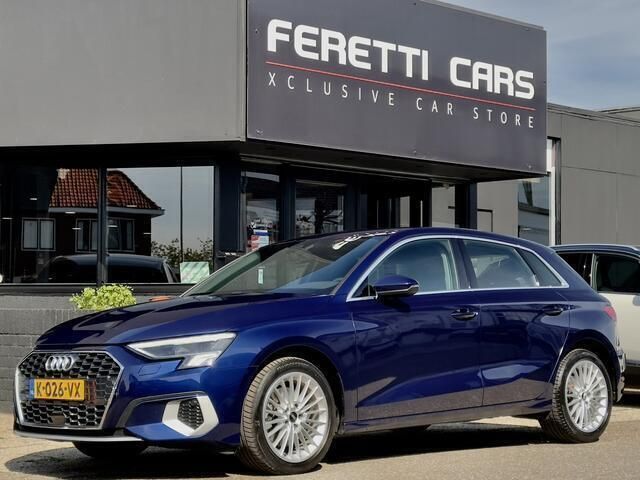 Blauw Gebruikt 2021 Audi A3 Sportback Design Hatchback | € 24.900 (Goede deal) - Afbeelding 1/4