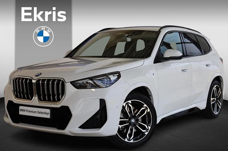 Wit Gebruikt 2025 BMW X1 Comfort Edition SUV | € 54.900 (Duur) - Afbeelding 1/4