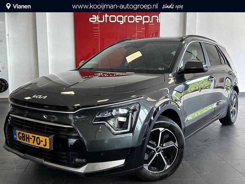 Interstellar grey Gebruikt 2024 Kia Niro SUV | € 34.950 (Eerlijke prijs) - Afbeelding 1/4