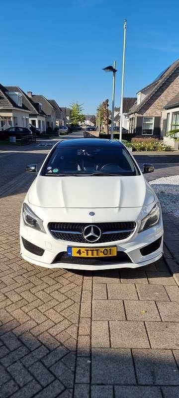 Occasion Mercedes CLA250 AMG 211 PK (155 kW) 2013 Wit Sedan