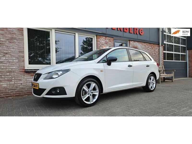Wit Gebruikt 2012 Seat Ibiza ST Style Stationwagen | € 3.950 (Goede deal) - Afbeelding 1/4