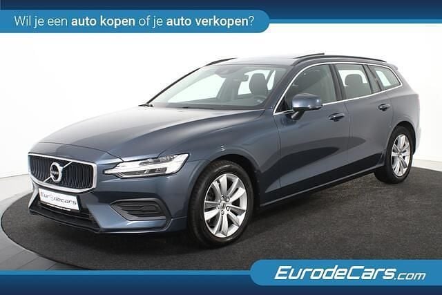 Blauw Gebruikt 2021 Volvo V60 Momentum Stationwagen | € 26.400 (Goede deal) - Afbeelding 1/4