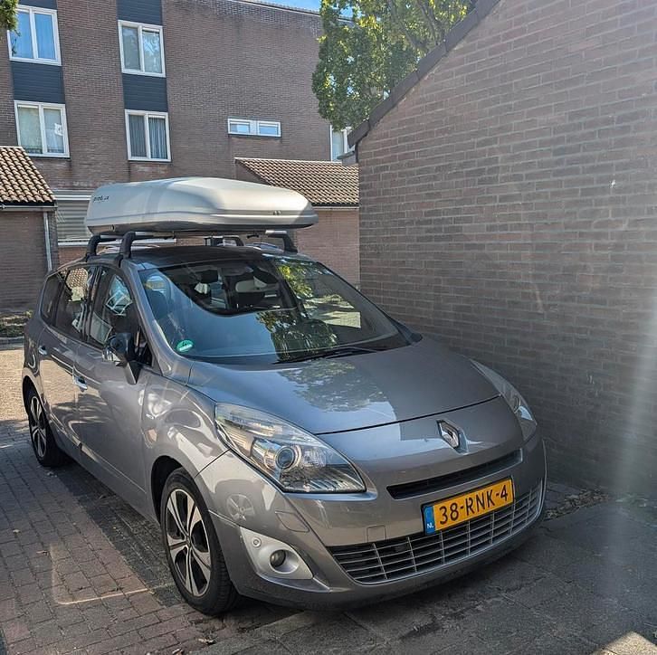 Gebruikt 2011 Renault Grand Scénic III Bose Edition MPV | € 6.150 (Duur) - Afbeelding 1/4