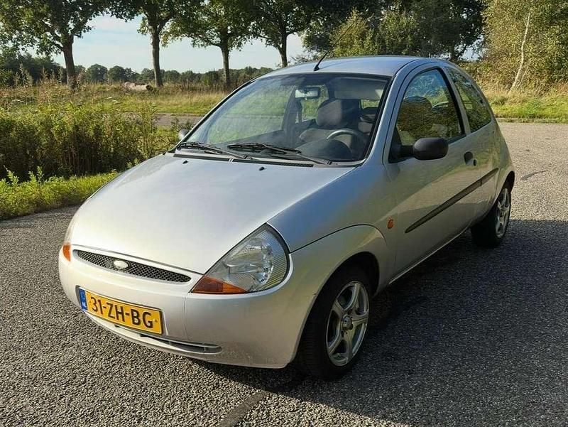 Zilver Gebruikt 2008 Ford Ka Hatchback | € 1.099 (Eerlijke prijs) - Afbeelding 1/4