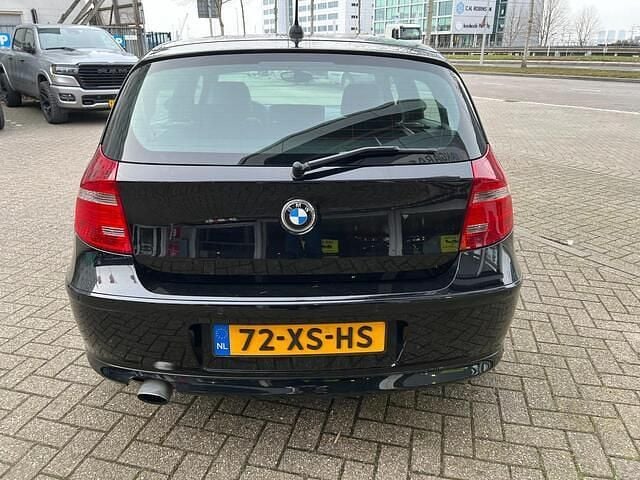 Occasion BMW 118 Executive 143 PK (105 kW) 2007 Zwart Hatchback