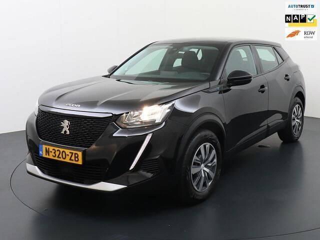 Zwart, metallic lak Gebruikt 2022 Peugeot e-2008 Active SUV | € 19.975 (Eerlijke prijs) - Afbeelding 1/4
