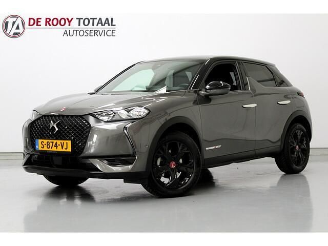 Grijs Gebruikt 2022 DS Automobiles DS3 Crossback Performance Line Plus SUV | € 22.990 (Eerlijke prijs) - Afbeelding 1/4