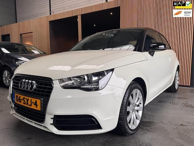 Wit Occasion 2012 Audi A1 Hatchback | € 6.490 (Goede deal) - Afbeelding 1/4