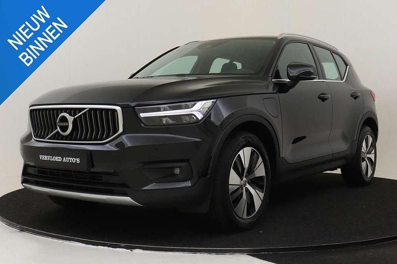 Zwart Gebruikt 2020 Volvo XC40 Business Edition SUV | € 24.890 (Goede deal) - Afbeelding 1/4