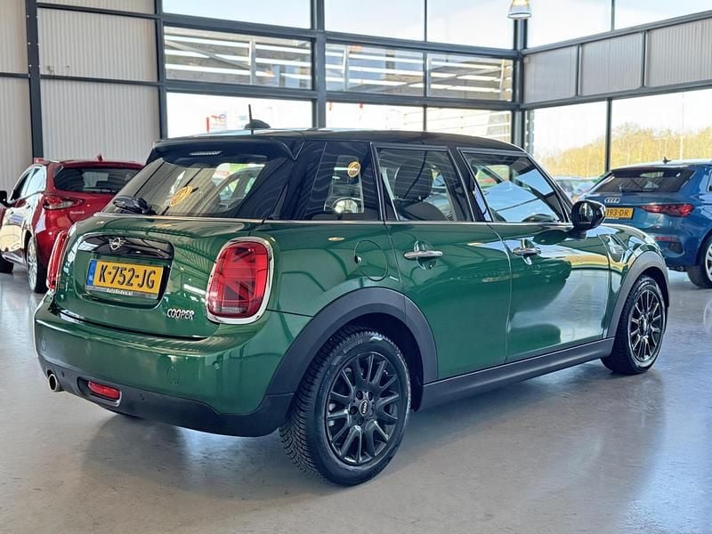 Occasion Mini Cooper Business 136 PK (100 kW) 2021 Groen Hatchback