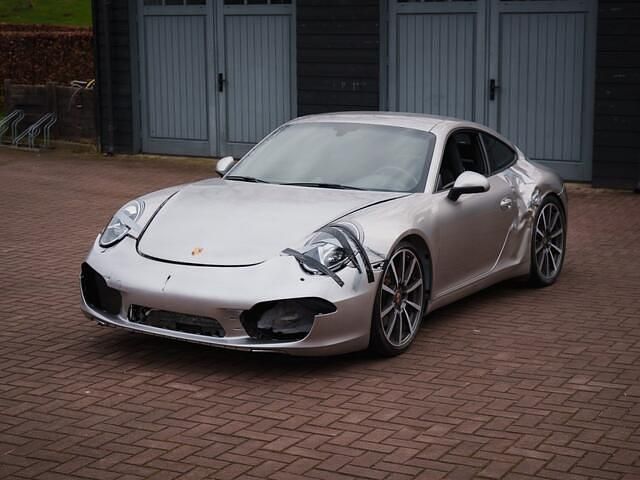 Zilver Occasion 2012 Porsche 911 Carrera S Coupé | € 36.900 - Afbeelding 1/4