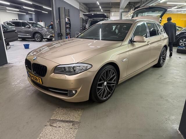 Occasion BMW 520 Executive 163 PK (119 kW) 2011 Geel (metallic) Stationwagen