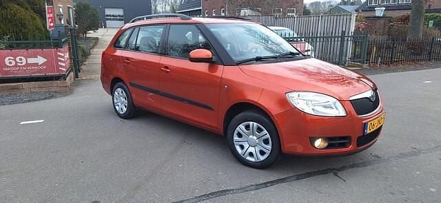 Occasion Skoda Fabia Ambition 105 PK (77 kW) 2009 Oranje (metallic) Stationwagen