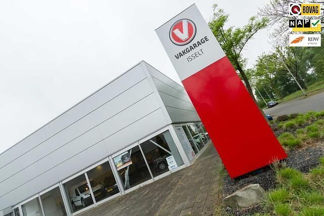 Grijs Gebruikt 2011 Opel Astra Edition Hatchback | € 5.495 (Eerlijke prijs) - Afbeelding 1/4