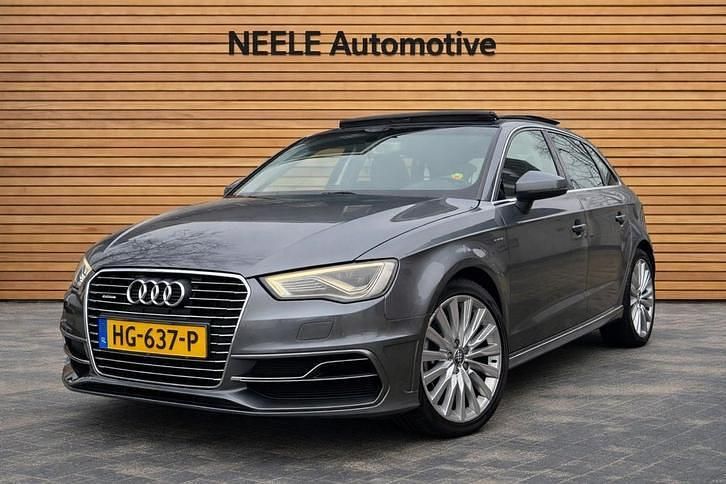 Occasion 2015 Audi e-tron | € 11.999 - Afbeelding 1/4