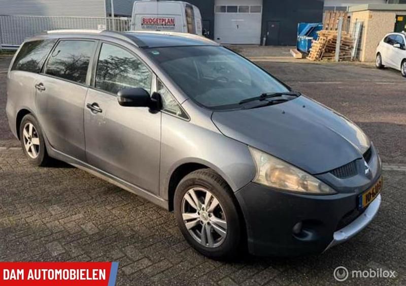 Grijs Gebruikt 2008 Mitsubishi Grandis MPV | € 1.199 (Super prijs) - Afbeelding 1/4