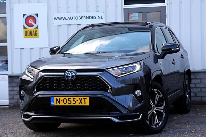 Grijs Gebruikt 2022 Toyota RAV4 Hybrid Plus SUV | € 44.900 (Eerlijke prijs) - Afbeelding 1/4