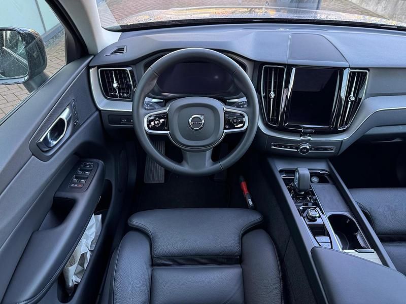Occasion Volvo XC60 Plus 349 PK (256 kW) 2025 Grijs SUV