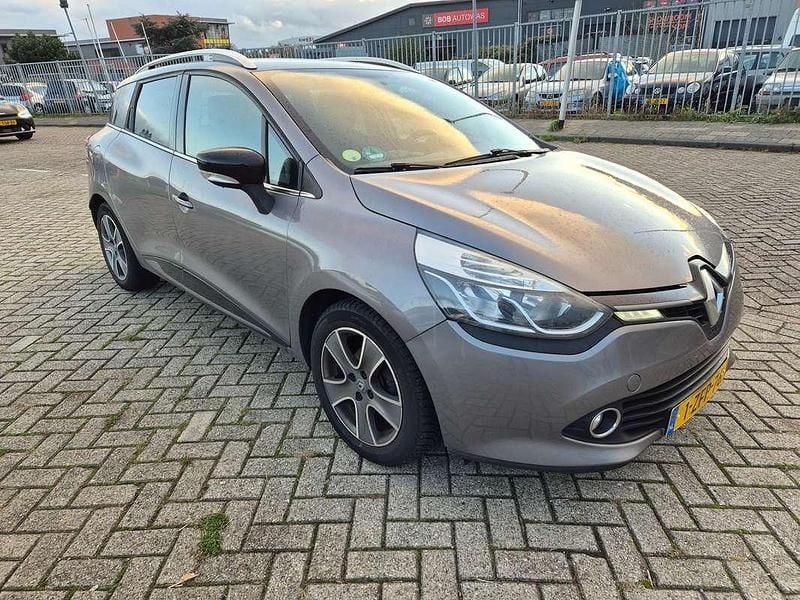 Gebruikt 2015 Renault Clio GrandTour Stationwagen | € 5.250 (Super prijs) - Afbeelding 1/4