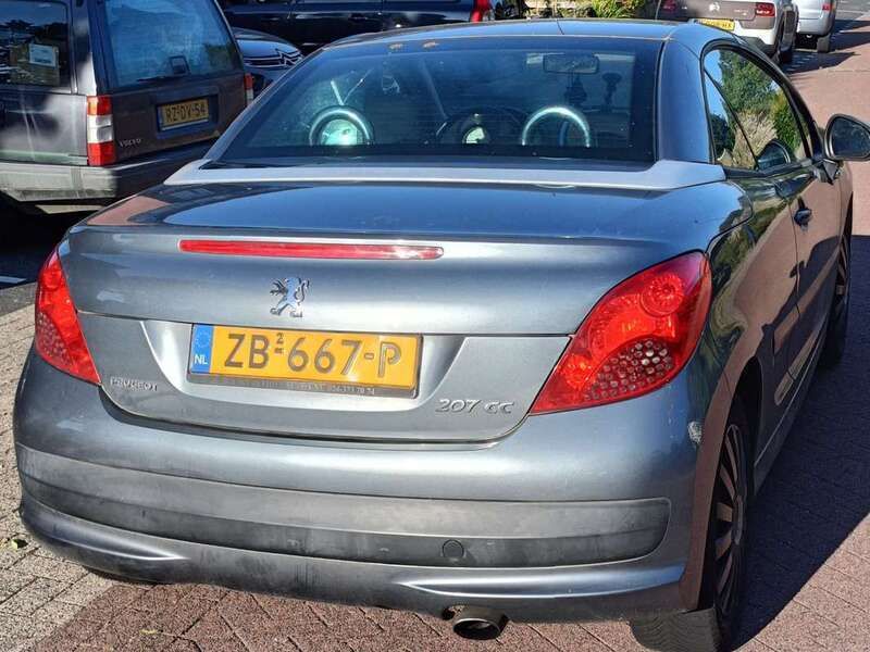 Grijs Gebruikt 2007 Peugeot 207 Cabriolet | € 1.000 (Super prijs) - Afbeelding 1/4