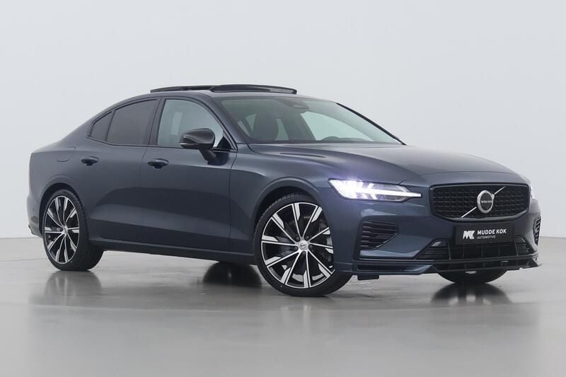 Blauw Gebruikt 2024 Volvo S60 Ultimate Sedan | € 54.900 (Duur) - Afbeelding 1/1