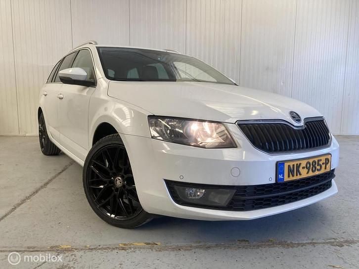 Occasion Skoda Octavia Ambition 110 PK (80 kW) 2016 Hatchback