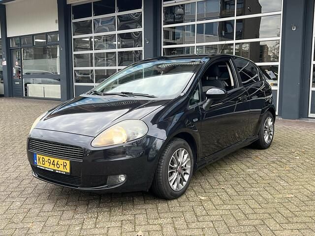 Occasion Fiat Grande Punto Active 78 PK (57 kW) 2009 Zwart Hatchback