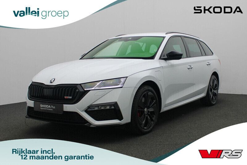 Wit Gebruikt 2024 Skoda Octavia Business Line Stationwagen | € 39.900 (Duur) - Afbeelding 1/4