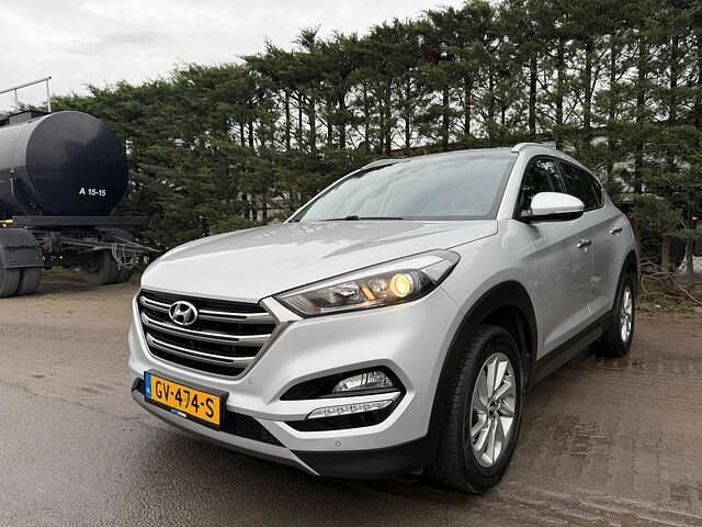 Grijs Gebruikt 2015 Hyundai Tucson Comfort SUV | € 9.950 (Goede deal) - Afbeelding 1/4