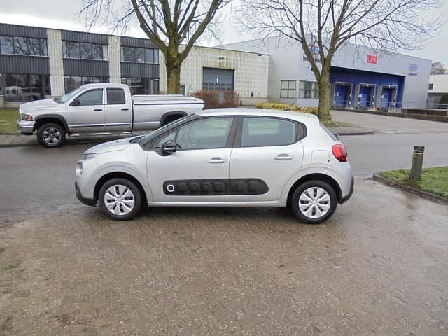 Grijs (metallic) Gebruikt 2018 Citroën C3 Feel Hatchback | € 3.499 (Super prijs) - Afbeelding 1/4