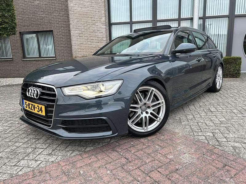 Blauw Gebruikt 2013 Audi A6 S-Line Stationwagen | € 12.750 (Eerlijke prijs) - Afbeelding 1/4