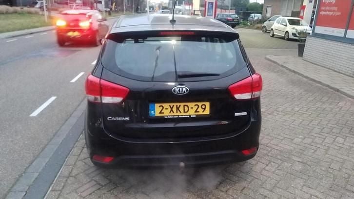 Occasion Kia Carens Comfort 135 PK (99 kW) 2014 Zwart MPV