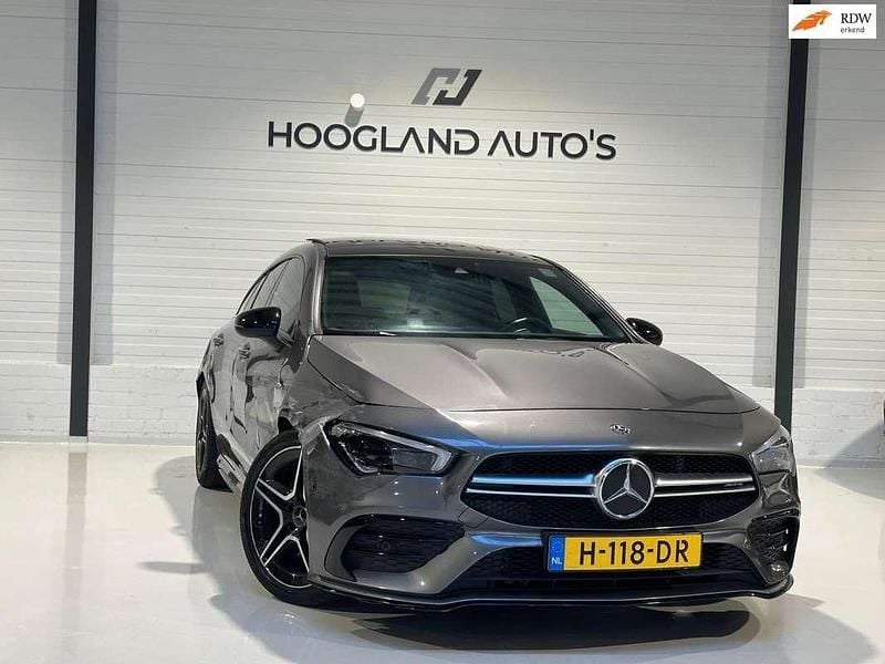 Grijs Gebruikt 2020 Mercedes CLA35 AMG Shooting Brake Premium Plus Stationwagen | € 27.950 - Afbeelding 1/4