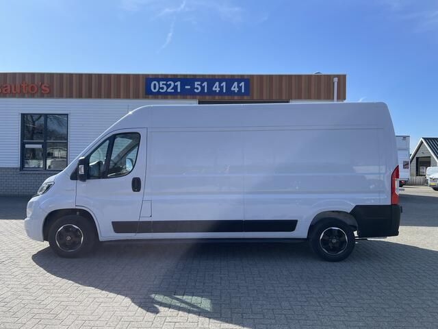 Wit Gebruikt 2020 Fiat Ducato 33 Van | € 19.950 (Duur) - Afbeelding 1/4