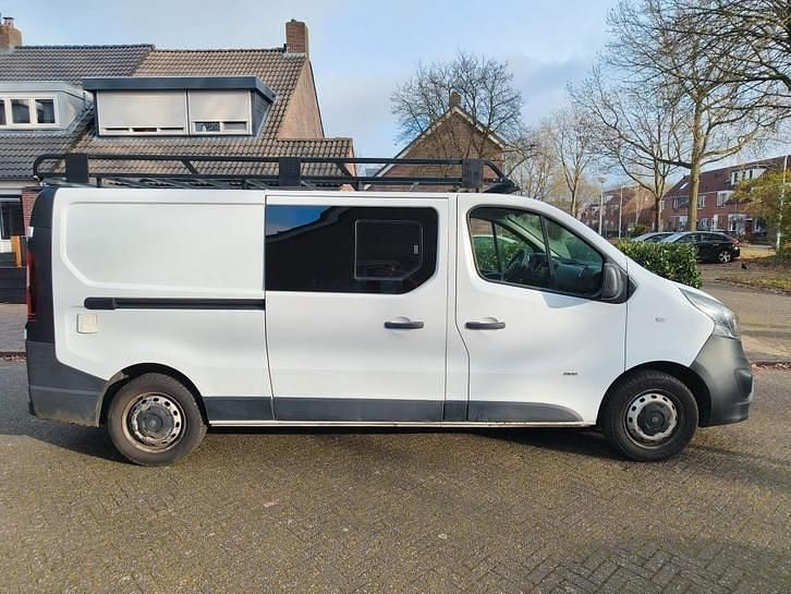 Gebruikt 2016 Opel Vivaro MPV | € 9.000 (Super prijs) - Afbeelding 1/4