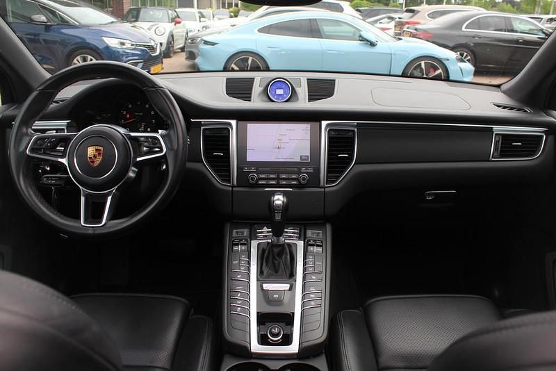 Occasion Porsche Macan Chrono 252 PK (185 kW) 2018 Zwart SUV