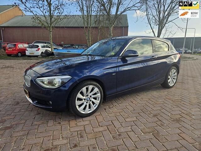Blauw Gebruikt 2012 BMW 116 Hatchback | € 6.999 (Eerlijke prijs) - Afbeelding 1/4
