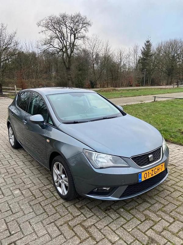Gebruikt 2012 Seat Ibiza | € 5.699 (Iets duurder) - Afbeelding 1/4