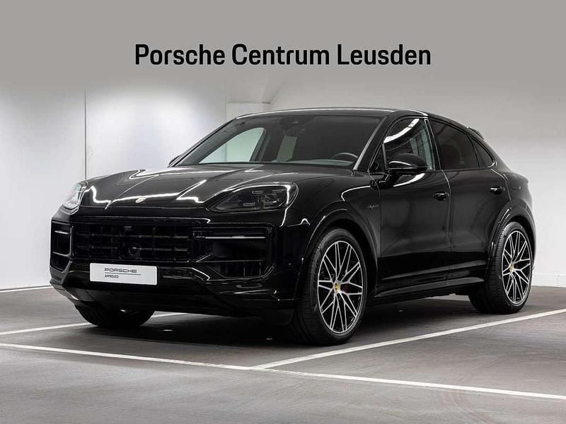 Zwart Gebruikt 2024 Porsche Cayenne S E-Hybrid SUV | € 129.900 (Goede deal) - Afbeelding 1/4