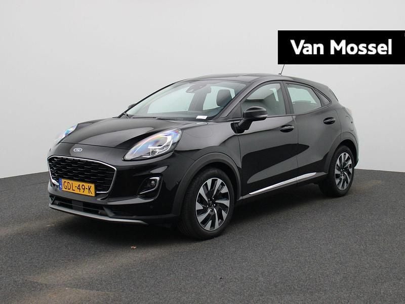 Zwart Gebruikt 2024 Ford Puma Titanium SUV | € 24.945 (Eerlijke prijs) - Afbeelding 1/4