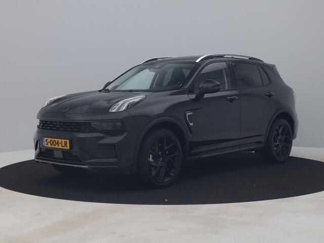 Zwart, metallic lak Gebruikt 2023 Lynk & Co 01 SUV | € 27.900 (Eerlijke prijs) - Afbeelding 1/3