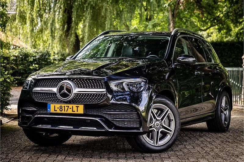 Zwart Gebruikt 2020 Mercedes GLE350 AMG line SUV | € 54.750 - Afbeelding 1/4