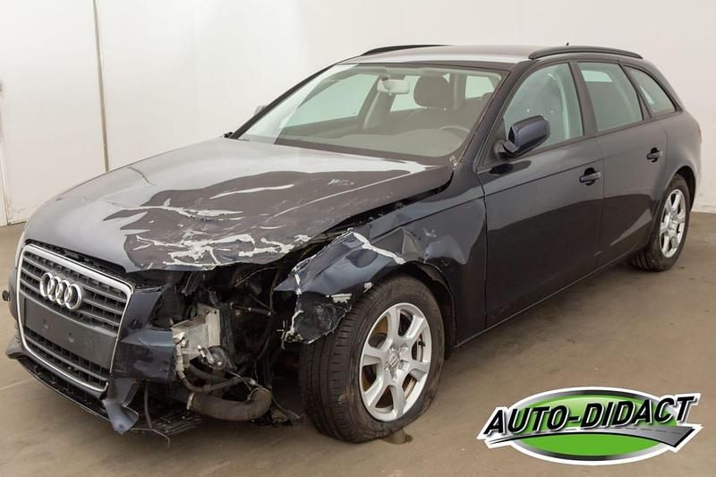 Blauw Gebruikt 2010 Audi A4 Stationwagen | € 3.200 - Afbeelding 1/4