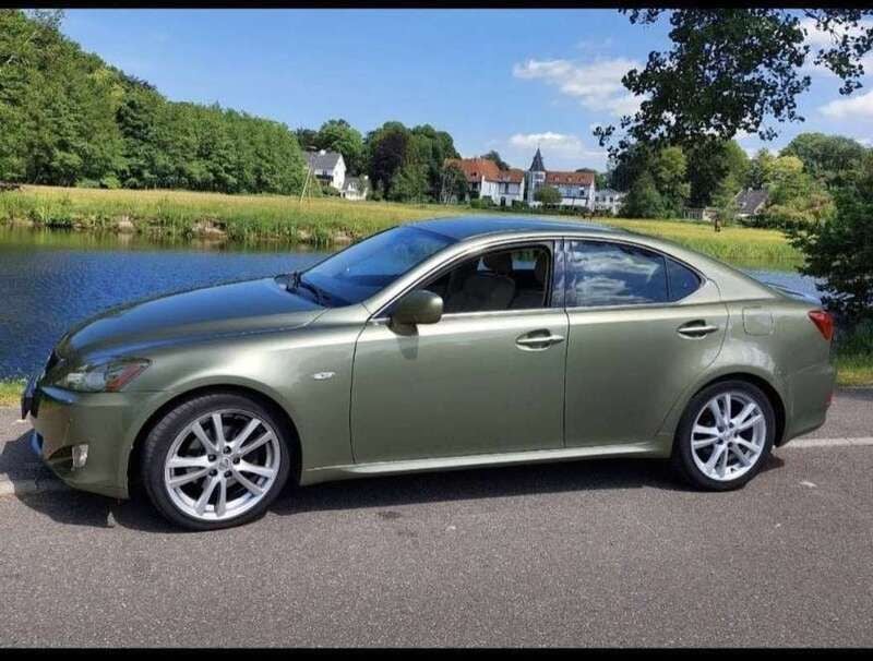 Groen Gebruikt 2006 Lexus IS250 Sport Line Sedan | € 6.800 (Eerlijke prijs) - Afbeelding 1/4