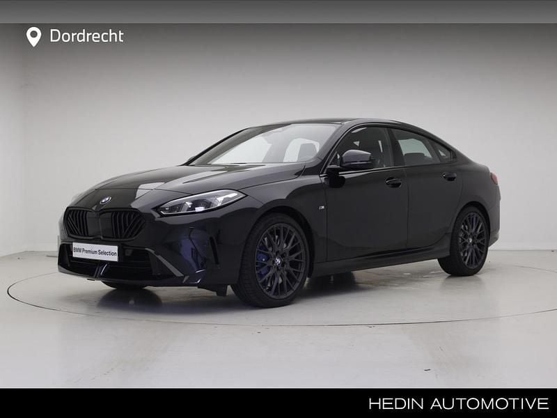 Blauw Occasion 2025 BMW 220 M Sport Coupé | € 43.895 - Afbeelding 1/3